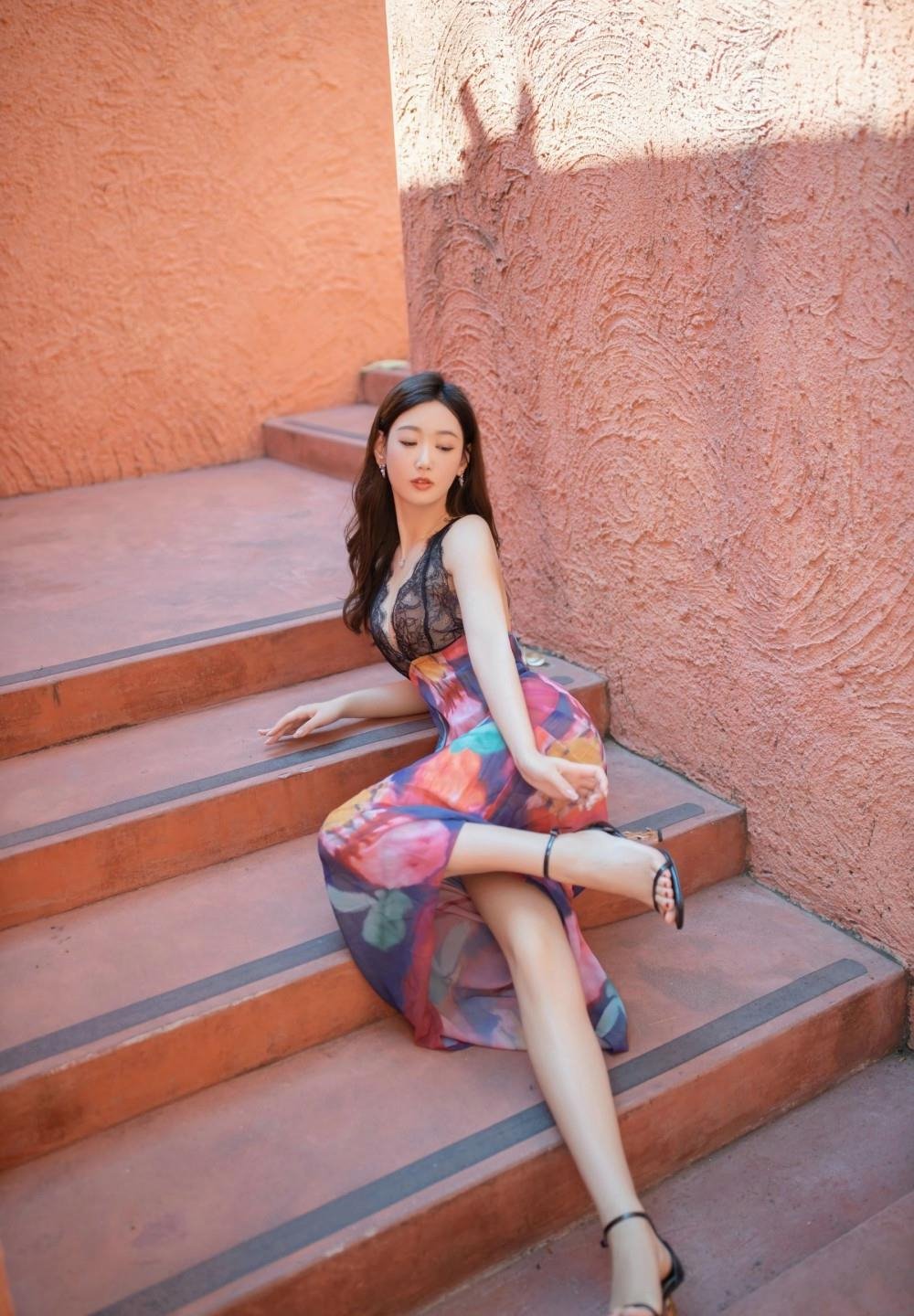 ɫ�����ۺ���