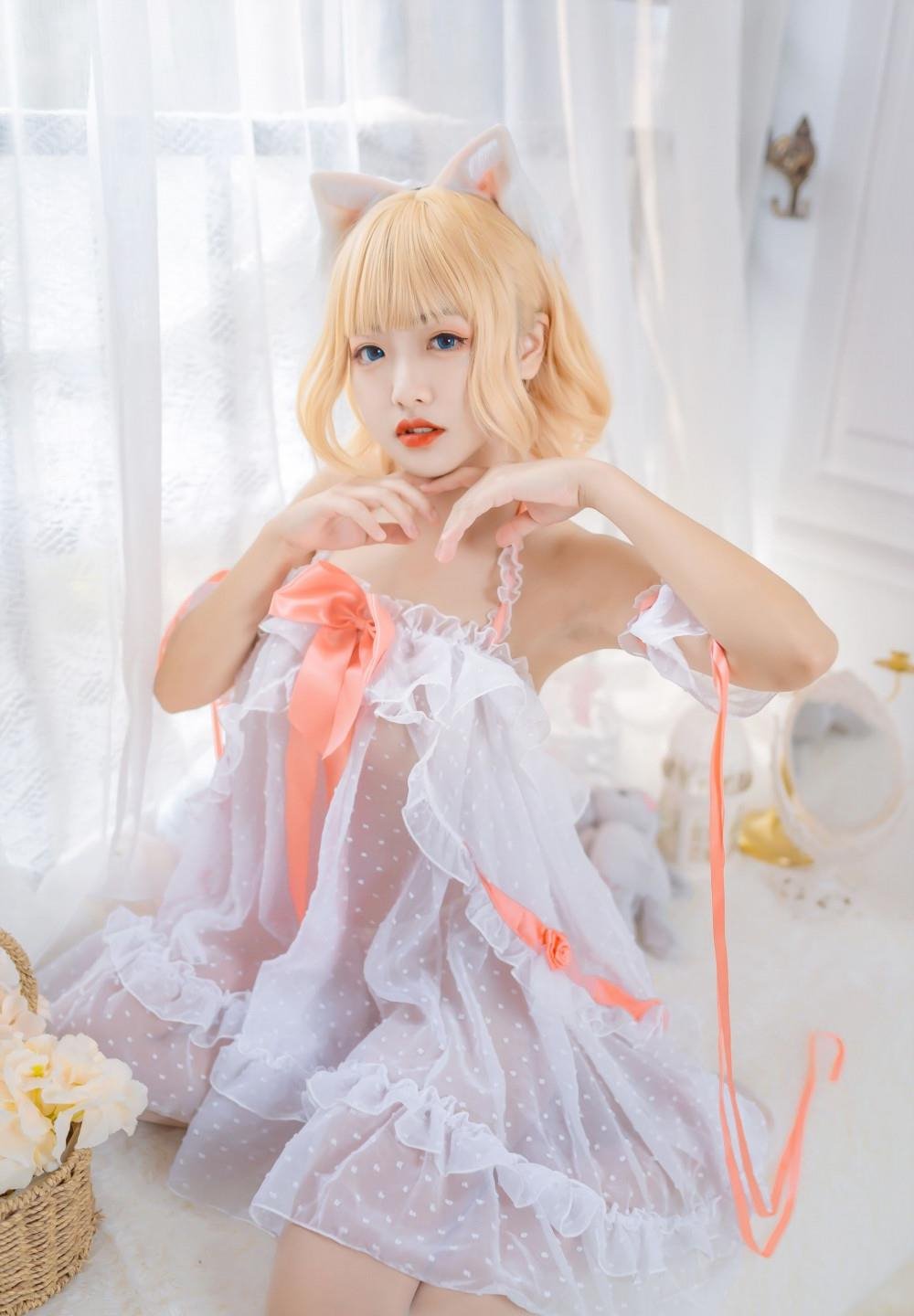 �ܱ�����