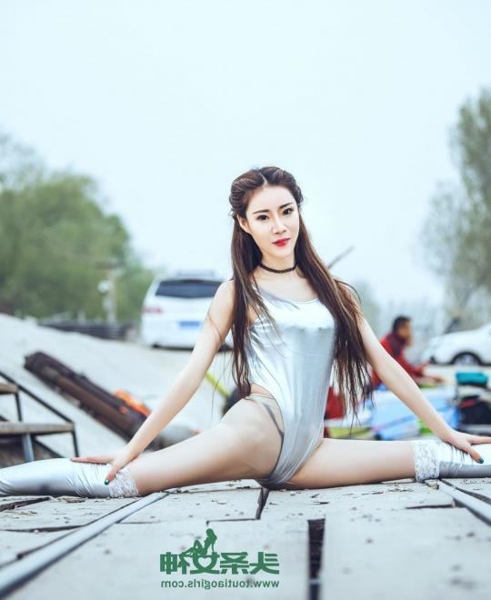 ���ڶ���ӰѸ������