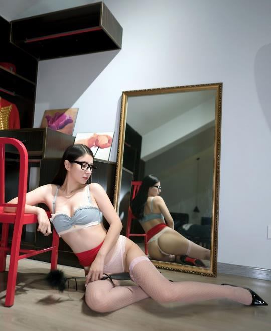 ���������Ů����